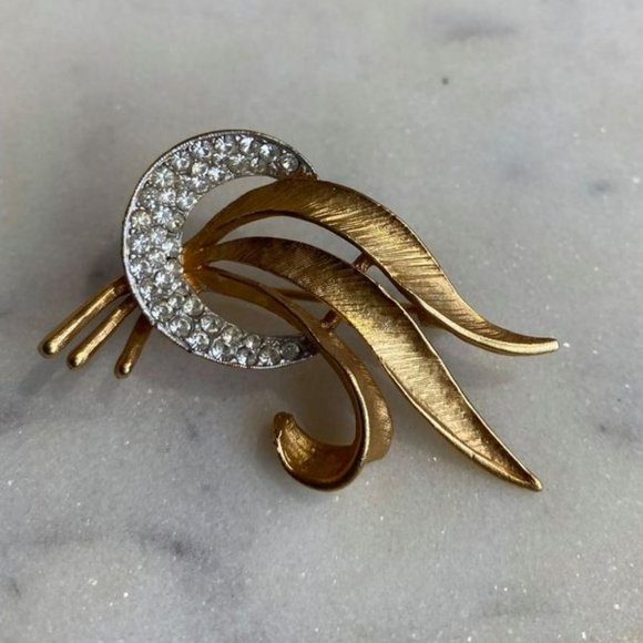 LOT OF 3 VINTAGE GOLDTONE BROOCHES (VGUC) - Picture 2 of 8